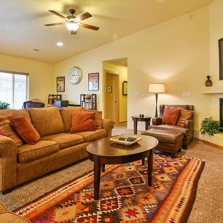 Cw343 - Great Downtown Location With A Private Hot Tub Villa Moab Kültér fotó