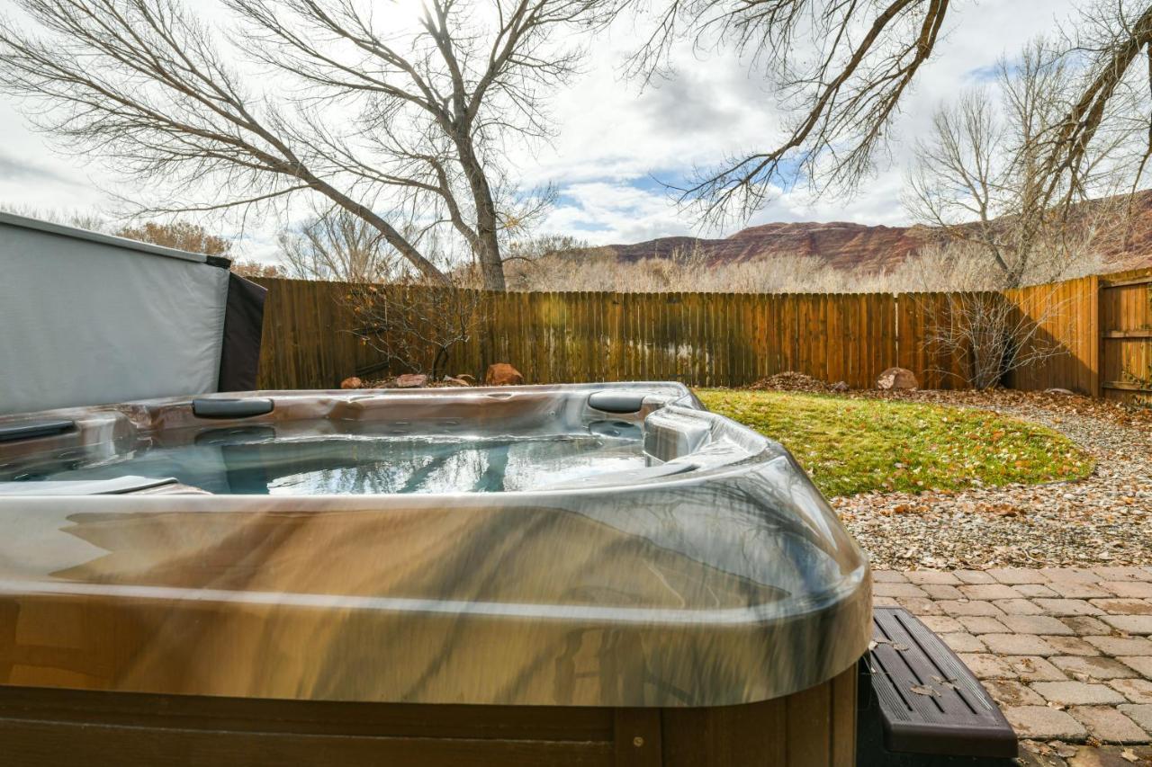 Cw343 - Great Downtown Location With A Private Hot Tub Villa Moab Kültér fotó