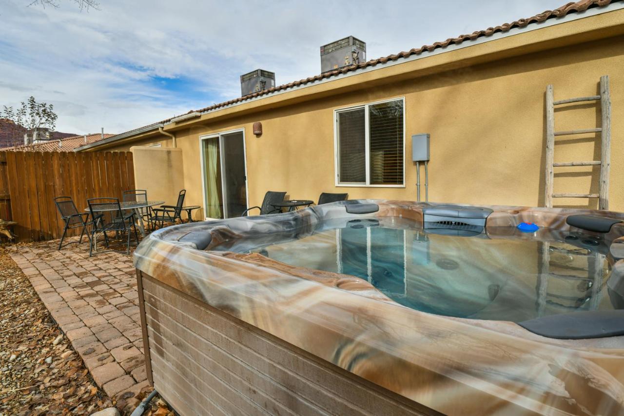 Cw343 - Great Downtown Location With A Private Hot Tub Villa Moab Kültér fotó