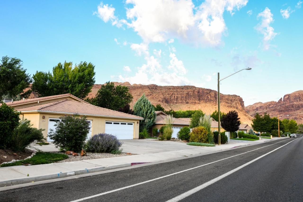 Cw343 - Great Downtown Location With A Private Hot Tub Villa Moab Kültér fotó